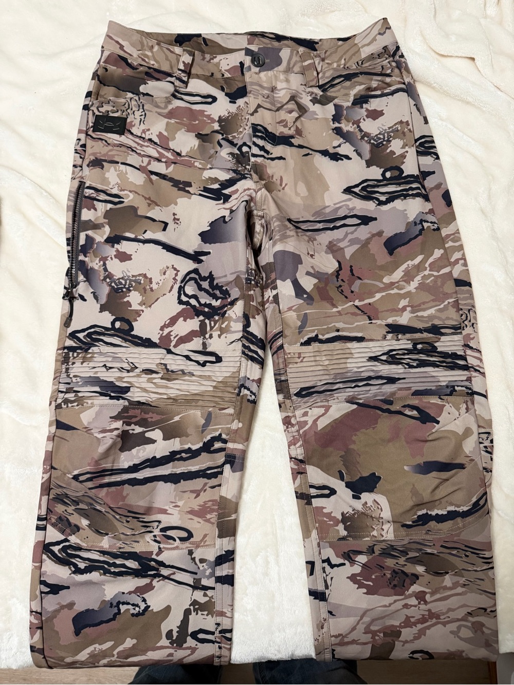 Under Armour Men's Desert Camo Cargo Pants - Tan & Brown